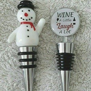 Set of Two (2) Decorative Holiday Multifunctional Bottle Stoppers